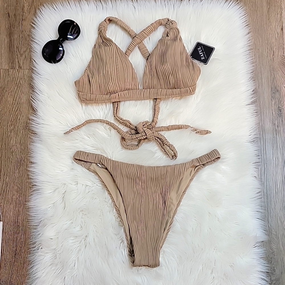 Zaful | Textured Bikini Set - Picture 2 of 9